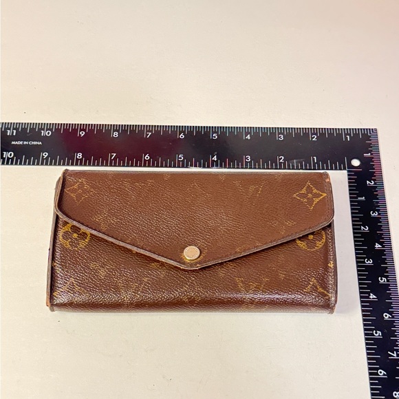 Louis Vuitton Monogram vintage Elegant Brown Women's Wallet - Picture 3 of 15
